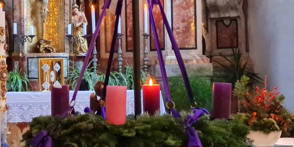 Advent in der Wallfahrtskirche Riffian